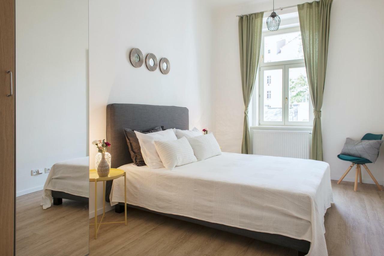 דירות פראג Kent Ridge Loft מראה חיצוני תמונה